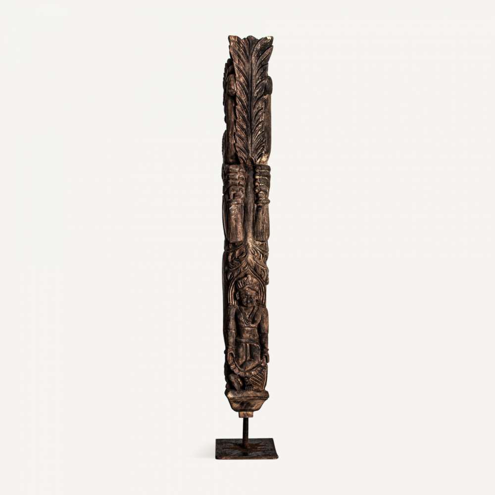 Escultura de Pie en Madera Tallada Etnica Serie Akataon