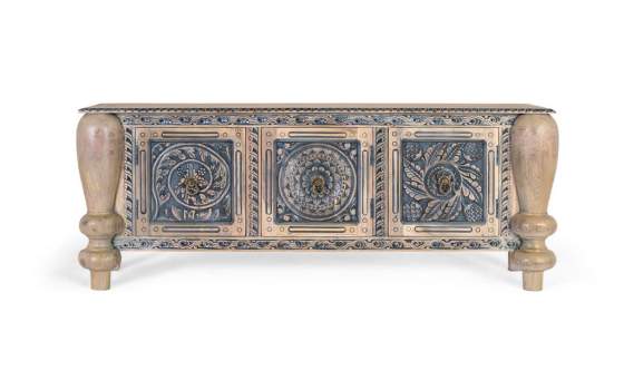 Aparador Oriental 3 Puertas Talladas Patas Gruesas Alsava