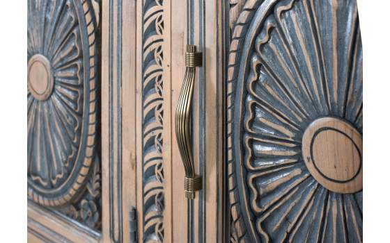 Aparador Oriental 4 Puertas Talladas Decoradas en Azulon Alsava