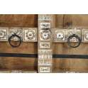 Aparador Rustico 2 Puertas Decoradas con Tallas y Metal Albalda
