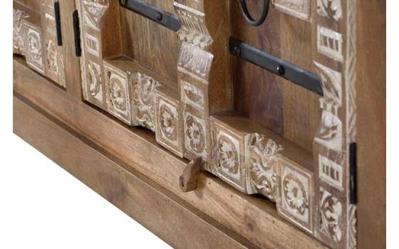 Aparador Rustico 4 Puertas Decoradas con Tallas y Metal Albalda