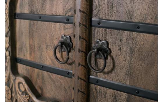 Aparador Rustico 4 Puertas Talladas Color Nogal Serie Acebal