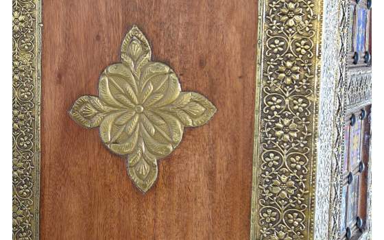 Armario Oriental 2 Puertas Decoradas Ceramica y Bronce Apersin