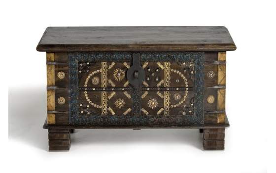 Baul Madera Mango Nogal Decoracion Metalica Serie Adeny