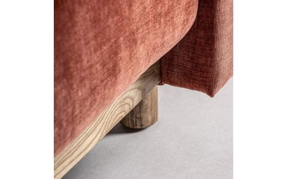 Butaca Sillon Estilo Contemporaneo Tapizado Burdeos Carlton