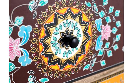 Comoda  14 Cajones Decorados Motivos Orientales Alverit