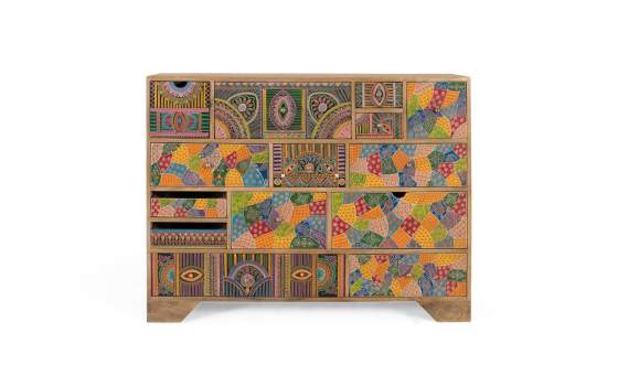 Comoda Decorada en Colores Tipo Mandala Serie Alverit