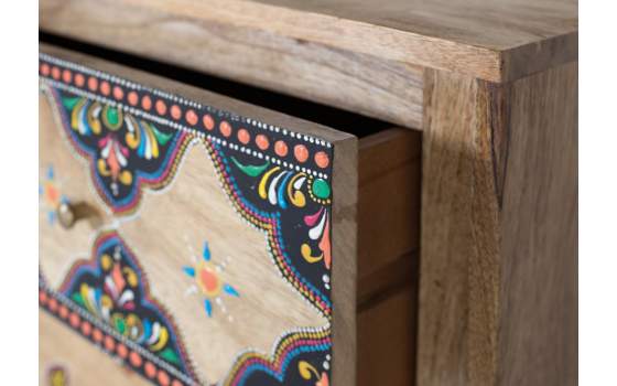 Comoda Domitorio Decorada en Colores 3 Cajones Serie Arialest