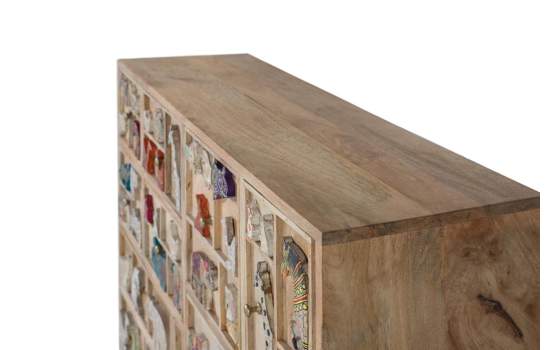 Comoda Madera Mango Detalles Animales Tallados  Albera