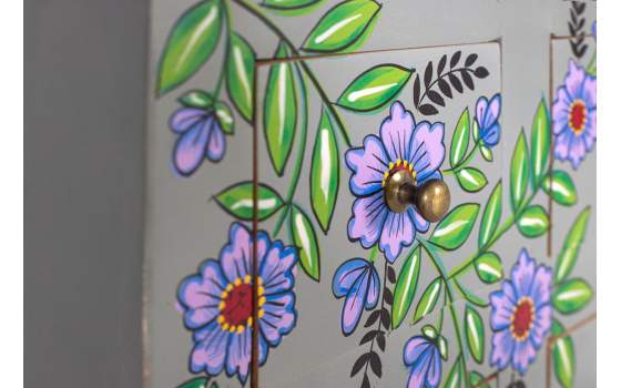 Comoda Pequeña Gris 9 Cajones Decorados con Flores Serie Alverit