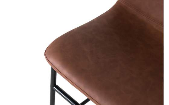 Conjunto 4 Sillas Cuero Sintetico y Acero Alkiza