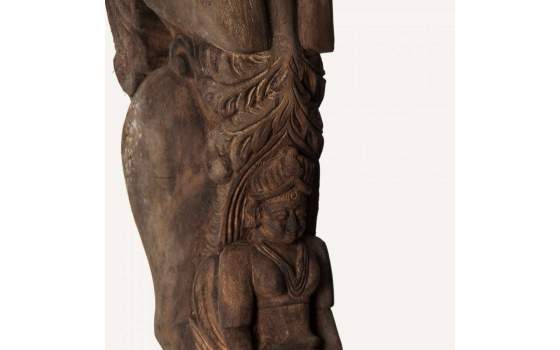 Escultura de Pie en Madera Tallada Etnica Serie Akataon