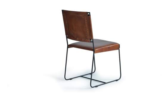 Juego 2 Sillas Forja y Tapizado Cuero Marron Serie Adevar