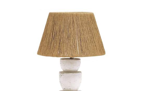 Lampara de Pie Salon Mediana Color Crema Serie Adantes