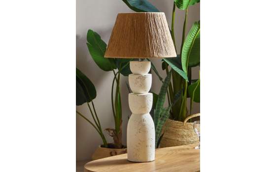 Lampara de Pie Salon Mediana Color Crema Serie Adantes