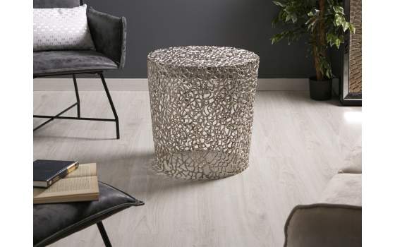 Mesa Auxiliar Troquelada Aluminio Redonda Moderna Serie Bastori