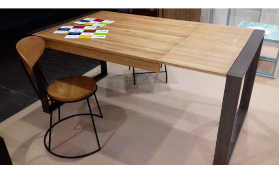 Mesa estilo industrial de madera y forja extensible Mesa estilo industrial de madera y forja extensible
