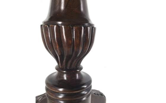 Mesita Redonda Chippendale 2 Cajones