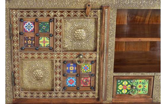 Mueble TV Etnico Ceramica Bronce Repujado Serie Aichen
