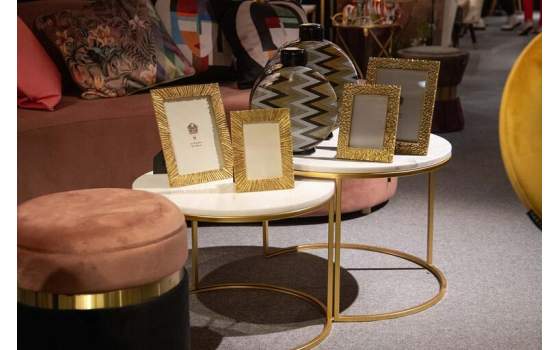 Set 2 Mesas Nido Redondas Marmol Blanco Metal Oro Aelsop