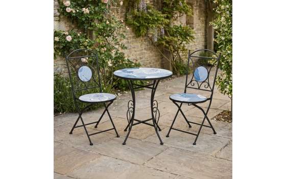 Set 2 sillas y mesa de forja y serigrafías azulonas Audyn
