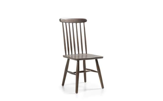 Silla para el comedor colonial serie Spartan de Moycor madera maciza