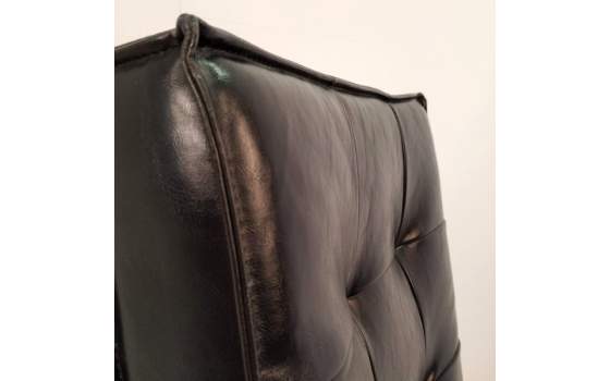 Silla Comedor Contemporanea Tapizada Ecopiel Negro Serie Oponte