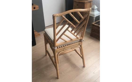 Silla Comedor Rattan Natural con Cojin Serie Rombo