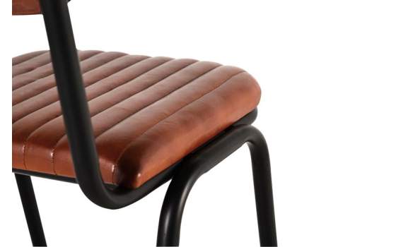 Silla Comedor Tapizada Asiento Respaldo Piel Patas Metal Vakin