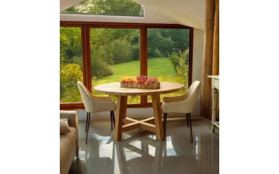 Silla Comedor Tapizada en Crudo Patas Acero Negro Aorla