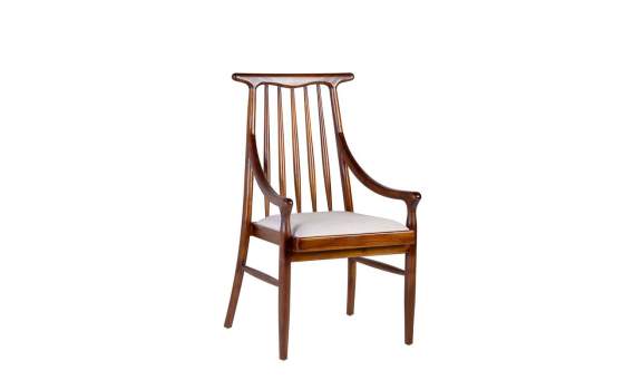 Sillon Clasico Vintage Barrotes Asiento Tapizado Aresisat