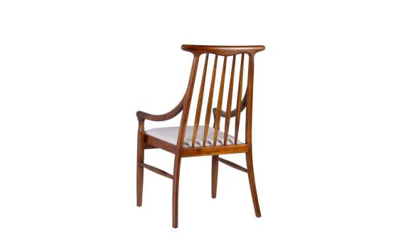 Sillon Clasico Vintage Barrotes Asiento Tapizado Aresisat