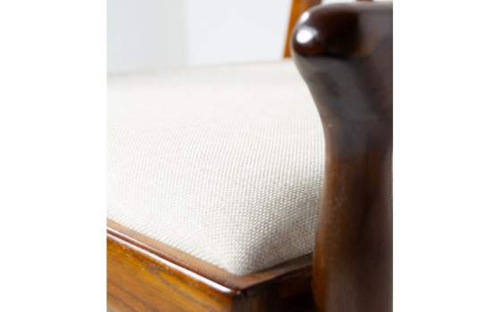 Sillon Clasico Vintage Barrotes Asiento Tapizado Aresisat