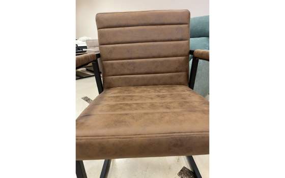 Sillon Comedor Estilo Industrial Acero y Piel Serie Averrada