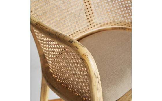 Sillon Contemporaneo Madera Rejilla Tapizado Serie Nuchis