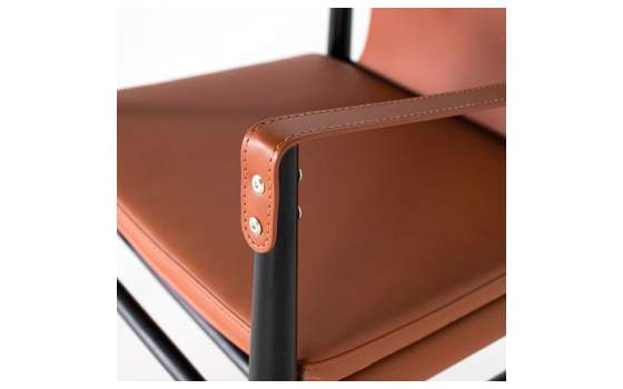 Sillon Eco Piel Y Madera Marron Negro Serie Barust