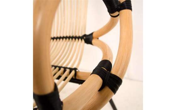 Sillon Ratan Natural y Patas Metálicas Serie Penelope