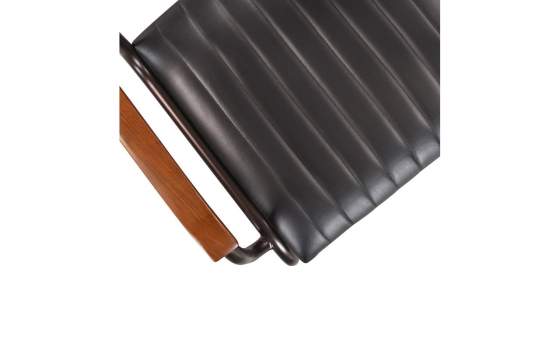 Sillon Tapizado Piel Negra Estructura de Acero Negro Bristol