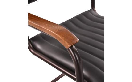 Sillon Tapizado Piel Negra Estructura de Acero Negro Bristol