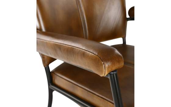 Sillon Tapizado Piel y Estructura de Acero Negro - Serie Bristol