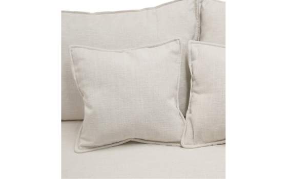Sofa 3 Plazas Tapizado Crema con Cojines - Serie Nigeria