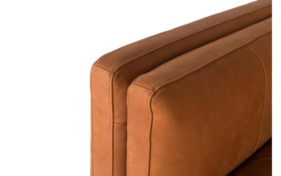 Sofa Actual Piel Marron Patas Metal Serie Alduan