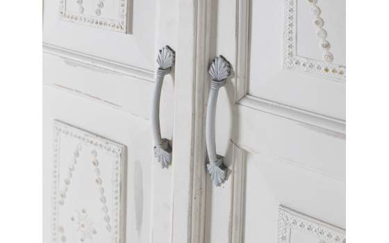 Armario Oriental Blanco Tallado 2 Puertas Blanco Desgastado Armario Oriental Blanco Tallado 2 Puertas Blanco Desgastado