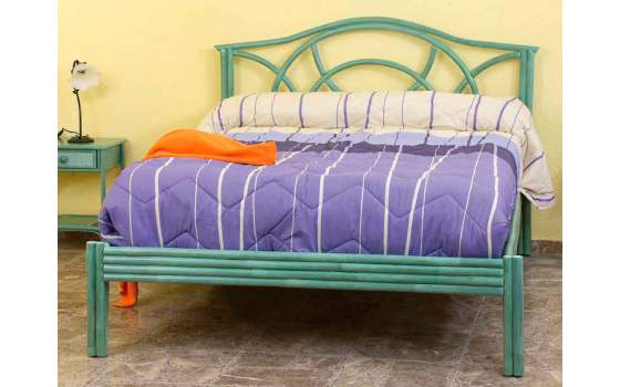 Cama Palos de Rattan Natural en Colores Serie Arnist Cama Palos de Rattan Natural en Colores Serie Arnist