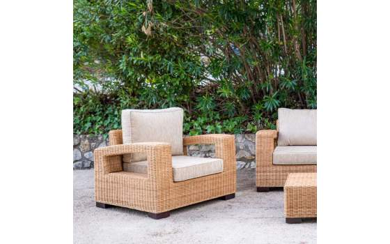 Conjunto 2 Sillones Sofa y Mesa en Medula de Rattan Alakau Conjunto 2 Sillones Sofa y Mesa en Medula de Rattan Alakau