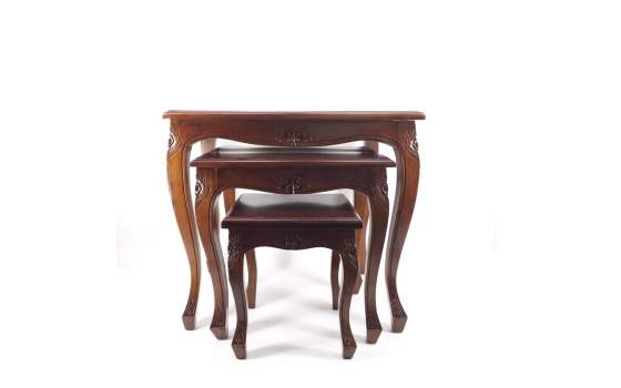 Juego de Mesas Nido Colonial Vintage Suis Juego de Mesas Nido Colonial Vintage Suis